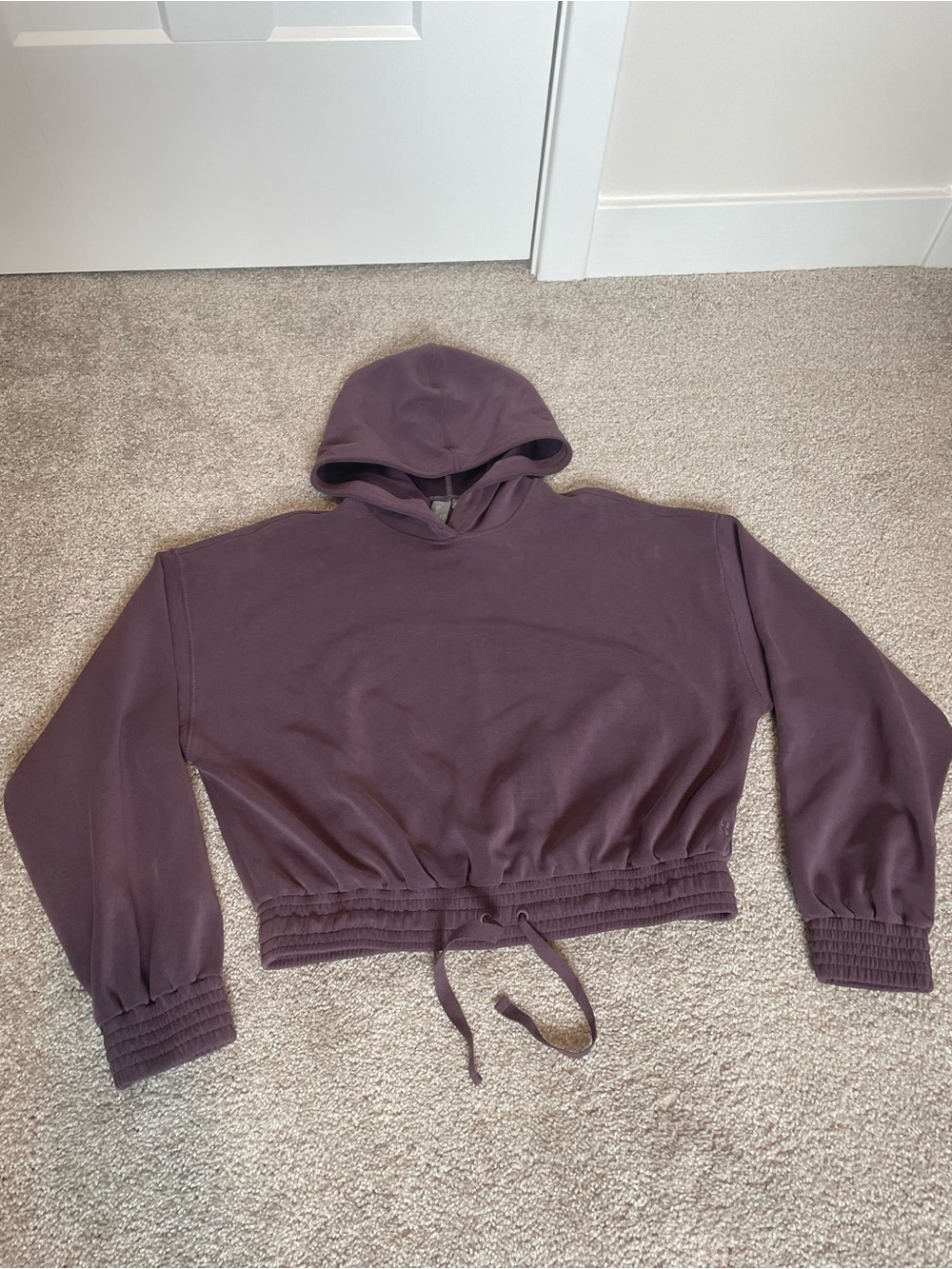 Cropped Sweaty Betty Hoodie